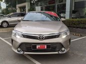 Cần bán Toyota Camry 2.5Q 2016 giá cạnh tranh