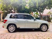 Cần bán xe Mercedes GLK300 năm sản xuất 2010, màu xanh lam 