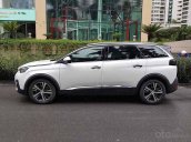 Cần bán lại xe Peugeot 5008 năm 2019, màu trắng, xe nhập còn mới