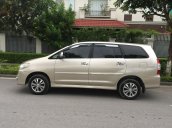 Chính chủ tôi cần bán Toyota Innova 2.0E 2015 số sàn, màu vàng cát