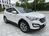 Cần bán lại xe Hyundai Santa Fe sản xuất 2014, màu trắng 