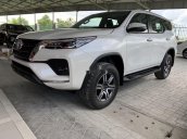 Cần bán Toyota Fortuner sản xuất 2020, màu trắng