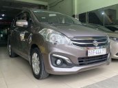 Gia đình bán Suzuki Ertiga năm sản xuất 2016, màu xám, xe nhập, 7 chỗ