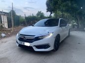 Bán xe Honda Civic đời 2017, màu trắng, xe nhập còn mới, giá chỉ 739 triệu