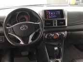 Bán Toyota Yaris đời 2016, màu đỏ