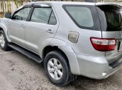 Bán Toyota Fortuner sản xuất năm 2009, màu bạc 