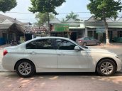 Bán BMW 320i đời 2015, màu trắng, nhập khẩu 