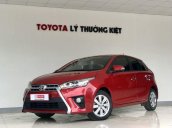 Bán Toyota Yaris đời 2016, màu đỏ