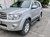 Bán Toyota Fortuner sản xuất năm 2009, màu bạc 