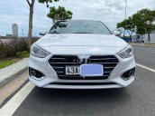 Cần bán xe Hyundai Accent năm 2018, màu trắng, nhập khẩu, giá tốt