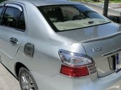 Bán xe Toyota Vios đời 2013, màu bạc