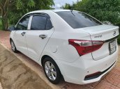 Cần bán lại xe Hyundai Grand i10 đời 2017, màu trắng