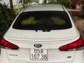 Cần bán gấp Kia Cerato 2018, màu trắng, xe nhập