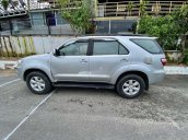 Bán Toyota Fortuner sản xuất năm 2009, màu bạc 