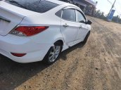 Bán ô tô Hyundai Accent 2014, màu trắng, xe nhập 