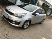 Bán ô tô Kia Rio đời 2016, màu bạc xe gia đình, giá tốt