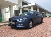 Chính chủ bán Mazda 3 sedan 1.5L, màu xanh, nội thất đen, xe sản xuất 10/2018, bảo hành bảo dưỡng toàn bộ tại hãng