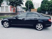 Cần bán Mercedes C200 đời 2010, màu đen, giá tốt