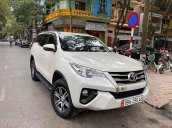 Bán xe Toyota Fortuner 2.4 MT đời 2019, màu trắng, nhập khẩu 