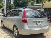 Cần bán xe Hyundai i30 CW đời 2009, màu bạc, nhập khẩu  