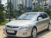 Cần bán xe Hyundai i30 CW đời 2009, màu bạc, nhập khẩu  