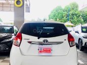 Cần bán Toyota Yaris 1.5G sản xuất 2017, màu trắng, xe nhập 
