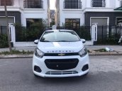 Cần bán gấp Chevrolet Spark đời 2018, màu trắng, rất mới, đi chuẩn 26.000 km