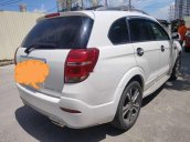 Bán ô tô Chevrolet Captiva sản xuất 2017, màu trắng còn mới