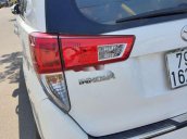 Cần bán Toyota Innova đời 2017, màu trắng, nhập khẩu nguyên chiếc còn mới
