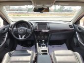 Cần bán gấp Mazda 6 2.0AT đời 2016, màu trắng còn mới