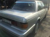 Cần bán xe Nissan Bluebird 2.0 đời 1989, màu xám, nhập khẩu  