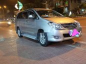 Bán ô tô Toyota Innova đời 2010, màu bạc còn mới