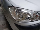 Cần bán gấp Hyundai Getz AT năm 2009, màu bạc, xe nhập còn mới