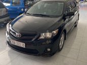 Cần bán lại xe Toyota Corolla Altis năm sản xuất 2011, màu đen, nhập khẩu 