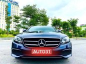 Cần bán Mercedes E200 năm 2019, màu xanh lam, nhập khẩu