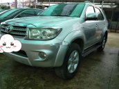 Cần bán lại xe Toyota Fortuner sản xuất năm 2011, giá 519tr