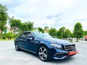 Cần bán Mercedes E200 năm 2019, màu xanh lam, nhập khẩu