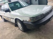 Cần bán Toyota Camry năm 1998, màu trắng, xe nhập