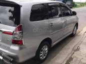 Bán Toyota Innova đời 2014, màu bạc còn mới