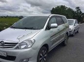 Cần bán Toyota Innova MT đời 2008, màu bạc còn mới 