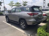 Cần bán xe Toyota Fortuner sản xuất 2020, màu xám