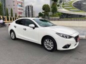 Cần bán xe Mazda 3 sản xuất 2017, màu trắng còn mới, 543 triệu