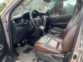 Bán Toyota Fortuner năm 2018, màu bạc, nhập khẩu nguyên chiếc còn mới, 920 triệu