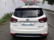 Cần bán xe Kia Rondo GAT đời 2017, màu trắng