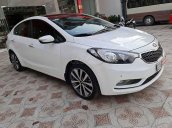 Bán Mazda 3 năm sản xuất 2014, màu trắng, 440 triệu