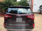 Bán xe Kia Sorento sản xuất 2018, màu đỏ xe gia đình, giá chỉ 796 triệu