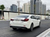 Bán Mazda 6 2018, màu trắng, xe chính chủ