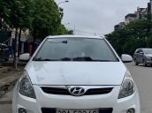 Cần bán xe Hyundai i20 đời 2010, màu trắng, nhập khẩu, giá 302tr