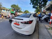 Bán ô tô Mazda 3 năm sản xuất 2018, màu trắng, số tự động