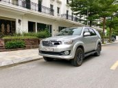 Cần bán gấp Toyota Fortuner năm sản xuất 2016, màu bạc, 645 triệu